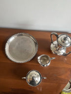 Antique Van Bergh Silver Plate Co. quadruple silverplate Set - Image 6