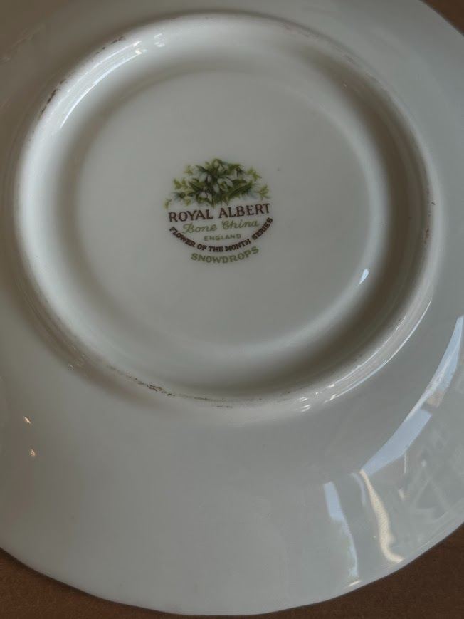 January Royal Albert Tea Cup & Saucer - Image 6