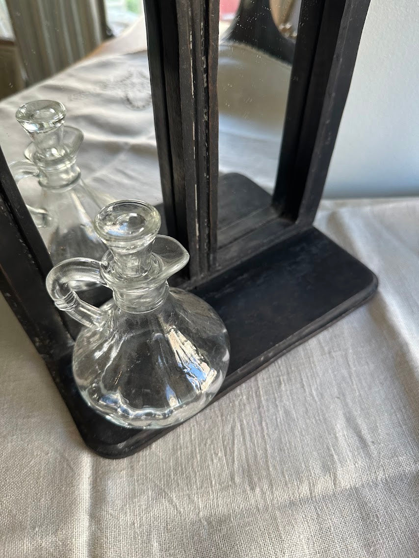 Clear Glass Cruet with Fluted, Scalloped Base and Stopper - Image 2